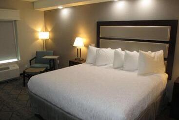 酒店 Best Western Plus Mcpherson