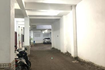 هتل Oyo 90317 Wisma Kartini 2 Syariah