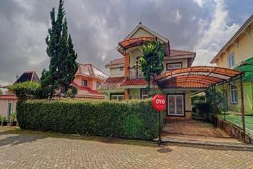 酒店 Oyo 90329 Cipendawa Md38 Homestay