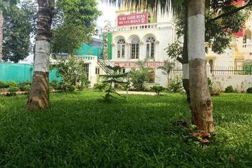 فندق Sai Gourav Residence