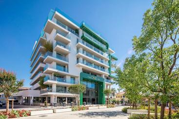 The One Caorle   Hotel & Apartments