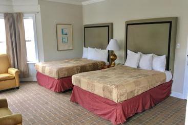 هتل Americas Best Value Inn & Suites  Soma
