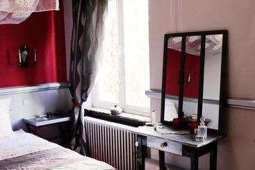 هتل B&b Villa Belle Epoque