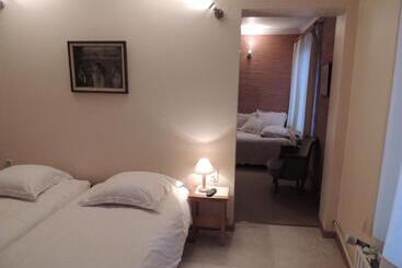 호텔 Beau Rivage And Restaurant Koulic