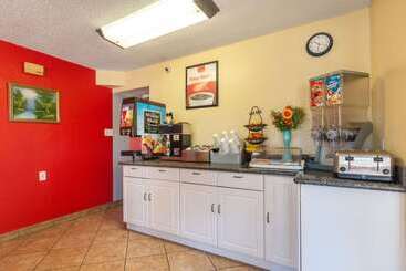 酒店 Econo Lodge San Marcos University Area