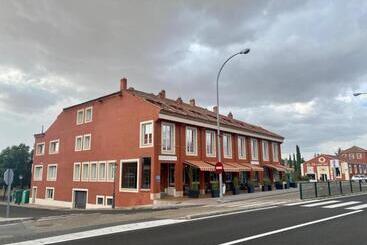 בית מלון כפרי La Posada Del Rancho