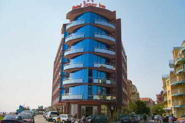 فندق Sunny Bay Pomorie