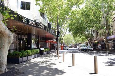 Отель The Jensen Potts Point