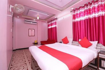 酒店 Oyo 28299  Kothiwal