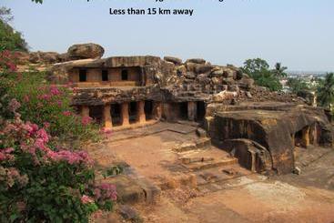 فندق Oyo 77401 Secluded Stays