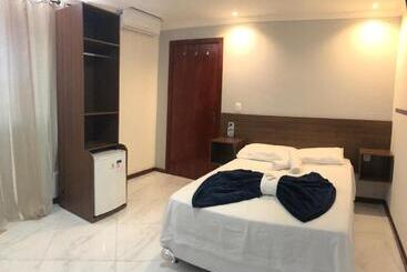 הוסטל Canto Da Praia Suítes