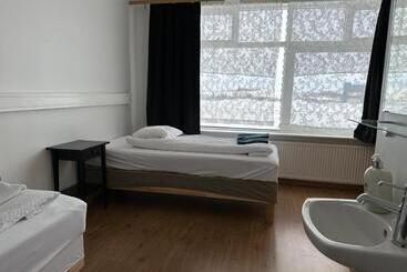 Kanslarinn Hostel