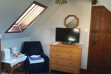 Bed and Breakfast Ruby Cottage