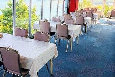 ריוקאן Shiroitodai