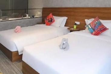 Youtel Smart Hotel Small Lujiazui