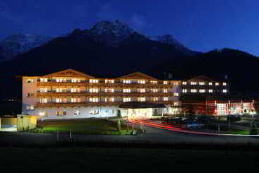 Elaya Hotel Steinplatte Ehemals Kuhotel By Rilano