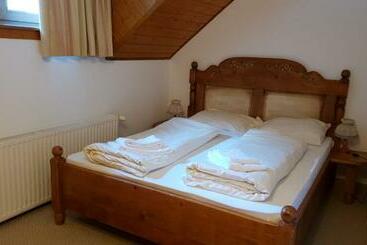 בית מלון כפרי Pension Edelweiss