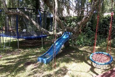 هتل Pension Fontana Svitavy