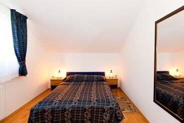 ホテル Plitvice Pension Perisic