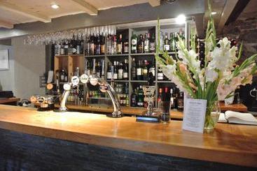 هتل The Horse & Jockey Inn