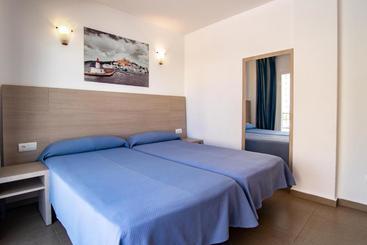 Apartamentos Vistamar Ii