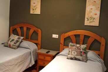 مسافرخانه Pension Cibeles