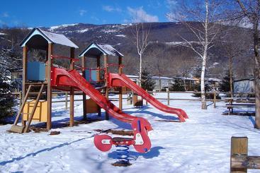هتل Càmping Vall De Camprodon