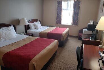 Отель Econo Lodge City Centre