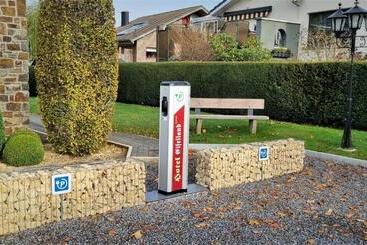 בית מלון כפרי Eifelland