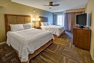 فندق Hampton Inn & Suites Asheville Airport