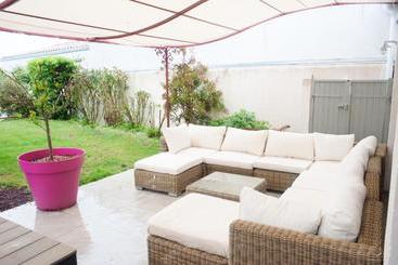 هتل Maison Des Algues