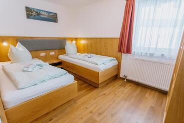 Отель Pension Bergbauernhof Irxner