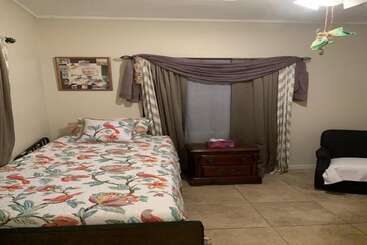 ホテル Oyo Family Ranch At Melbourne Fl