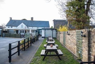 هتل The Brewers Inn