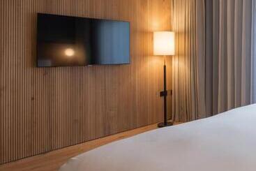 Mollie's Motel & Diner Bristol