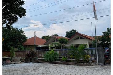 Отель Koolkost Syariah Near Terminal Bus Pekalongan