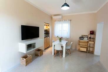 Bed and Breakfast All Ombra Del Pino