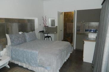 Pensió Aub Guesthouse   Mariental