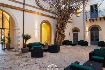 تختخواب و صبحانه Maharìa Bed & Wine
