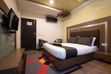 酒店 Collection O 80071 Vijaya Residency