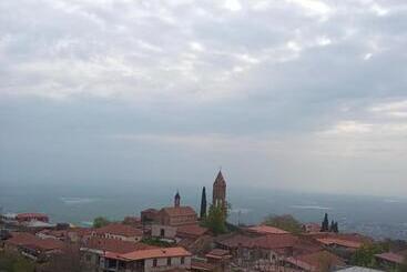 ペンション Kizikis Kari