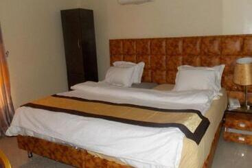 پانسیون Room In Lodge   Nest Spa And Suites