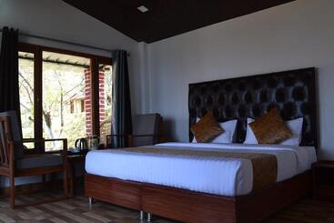 The Hillans Resort & Cottages