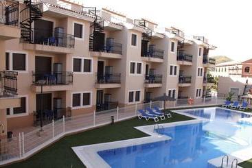 Apartamentos Turisticos Aguilas De Los Collados