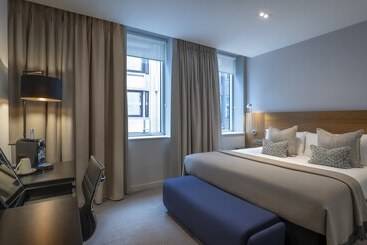 Clayton Hotel London Wall