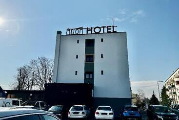 Отель Arion Airport