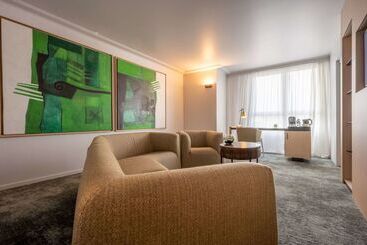 Отель Le Masq Hôtel Best Western Premier