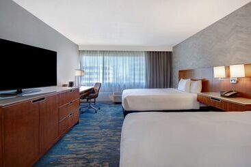 هتل Doubletree By Hilton Lax El Segundo