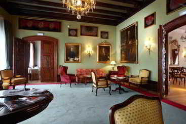 هتل Palacio Guendulain