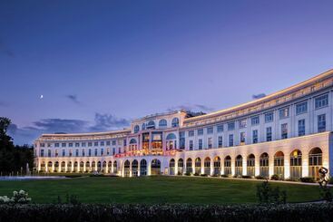 Powerscourt Hotel, Autograph Collection